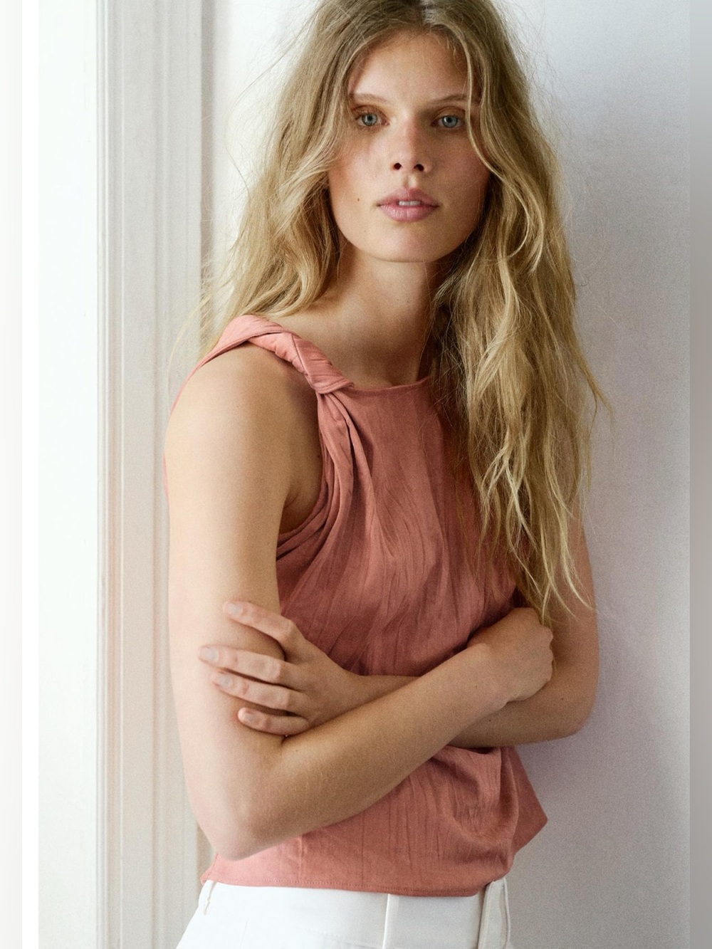 Zara Knotted Shoulder Sleeveless Top in Dusty Rose